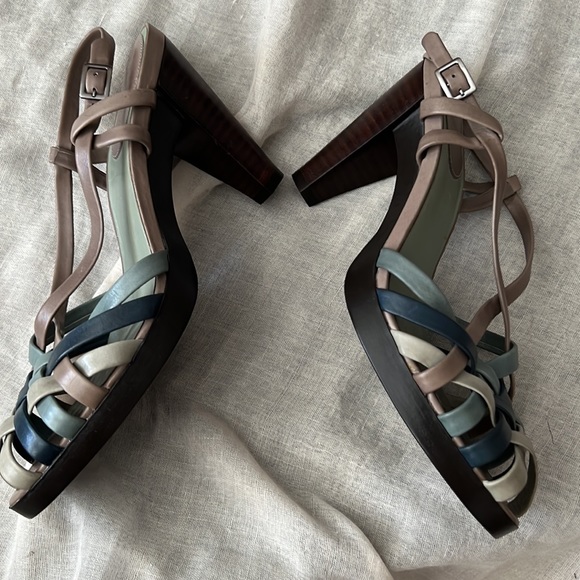 Cole Haan Nike Air Chloe Sandlas - Picture 4 of 6